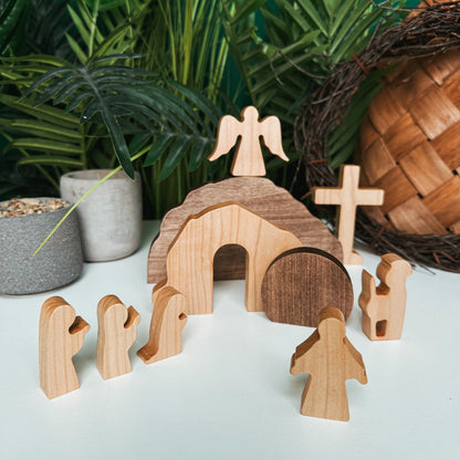 Hand Made Resurrection Scene. Easter Decor.